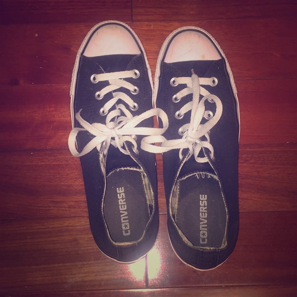 Converse All Star Size 8 FEMALE